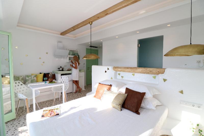 Depis Luxury Suites Naxos City Exteriér fotografie